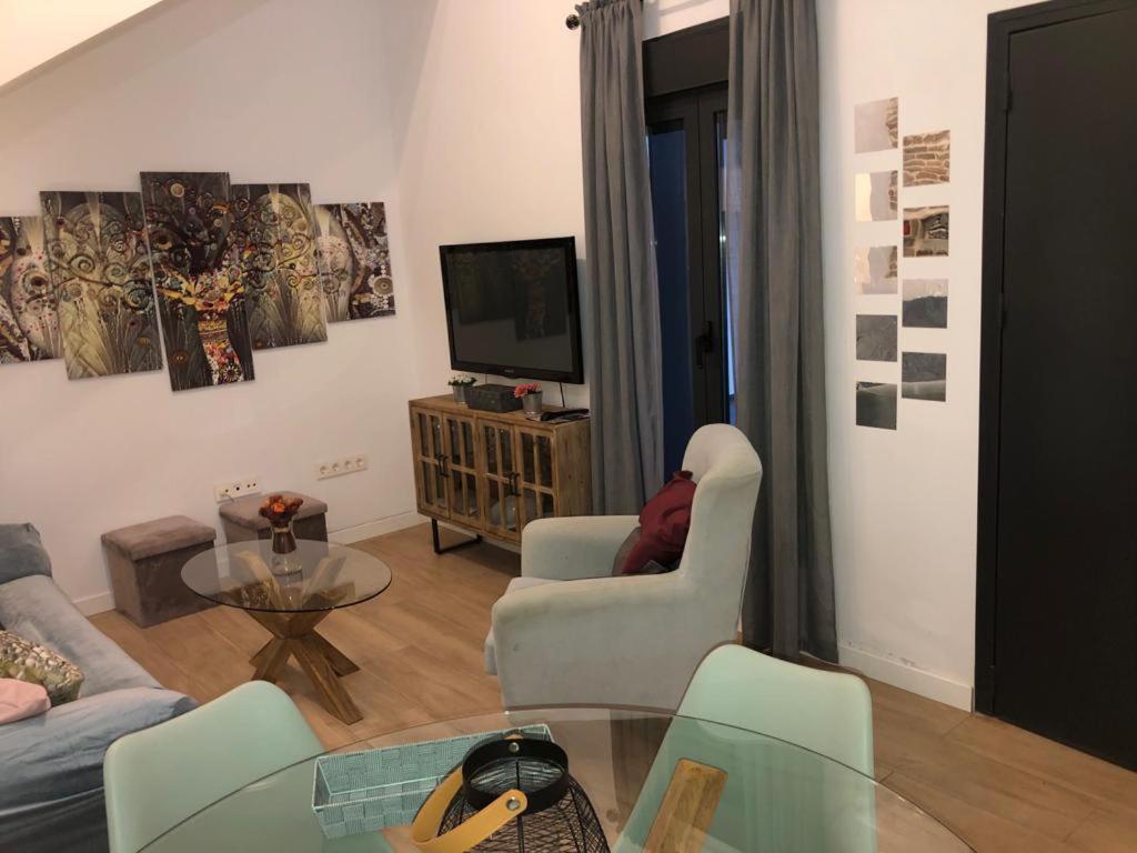 Estudio Centrico En Punonrostro Sevilla Eksteriør billede